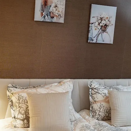 Luxury 2 Bedroom - Breakfast - Free Parking Διαμέρισμα