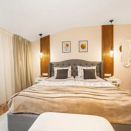 Luxury 2 Bedroom - Breakfast - Free Parking * Μπάνσκο