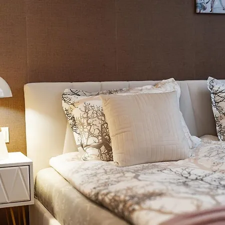 Luxury 2 Bedroom - Breakfast - Free Parking * Μπάνσκο