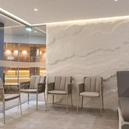 Luxury 2 Bedroom - Breakfast - Free Parking Bansko